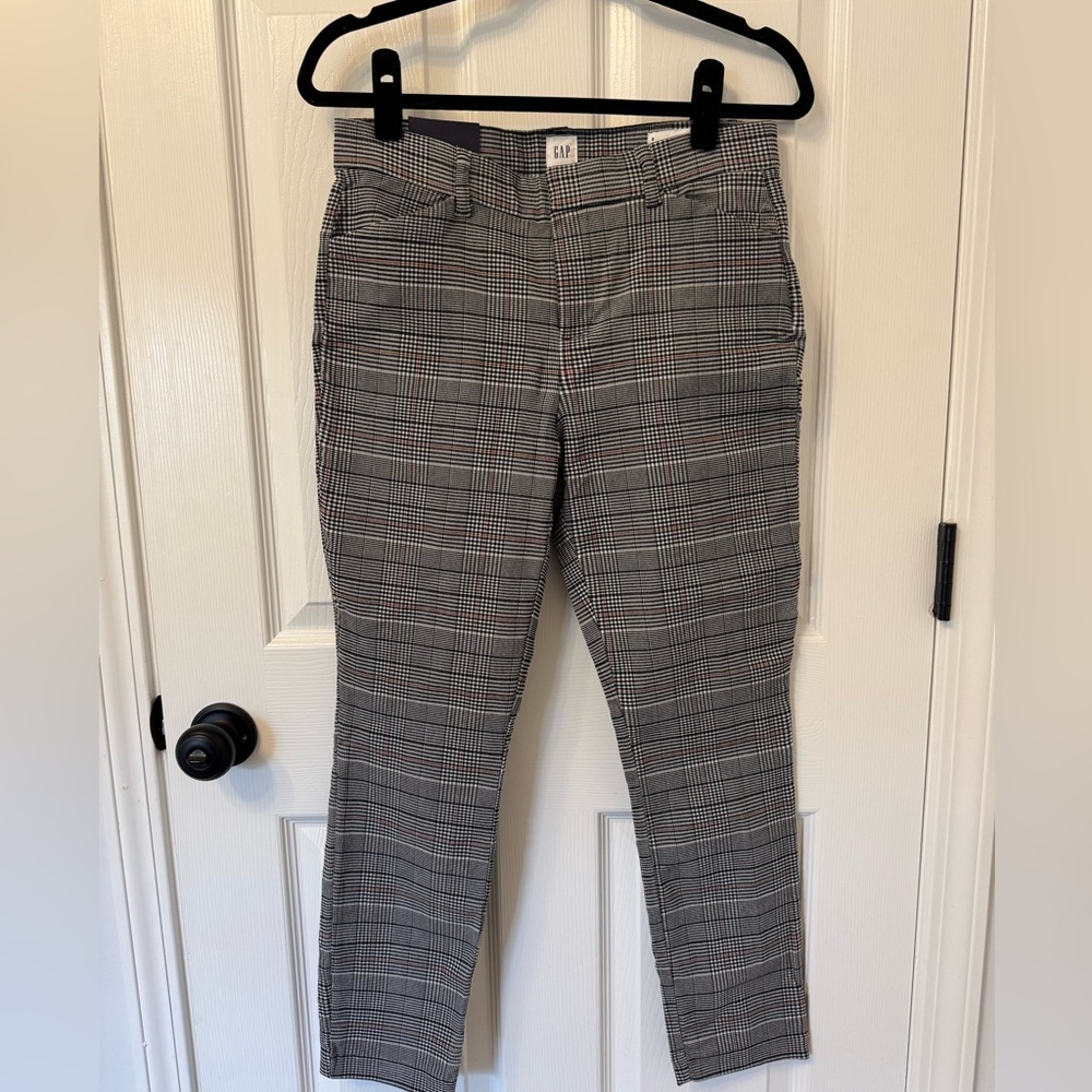 Plaid GAP skinny ankle pants. Sz 8